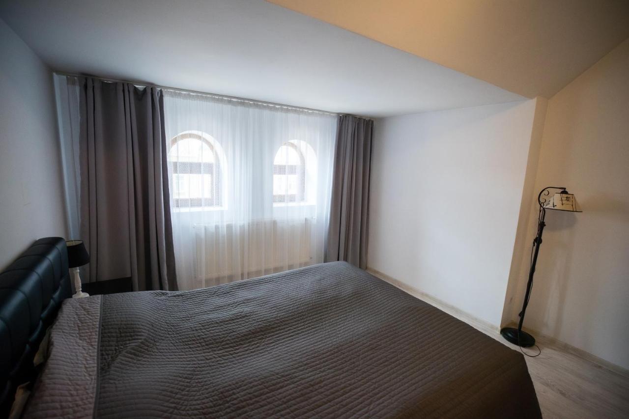 Apartament Vlad トゥルダ エクステリア 写真